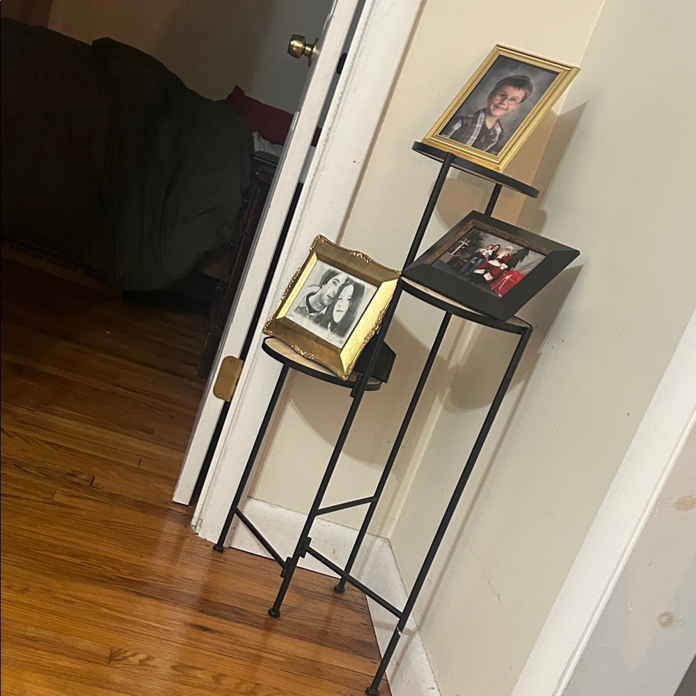 3 Tier Black Metal Foldable Stand